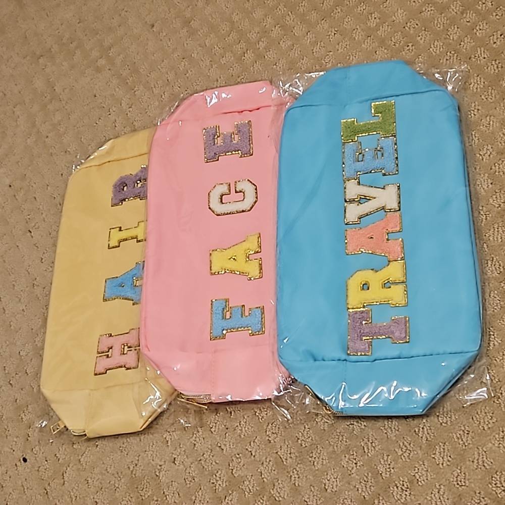 Travel bag for girls (pick your color)